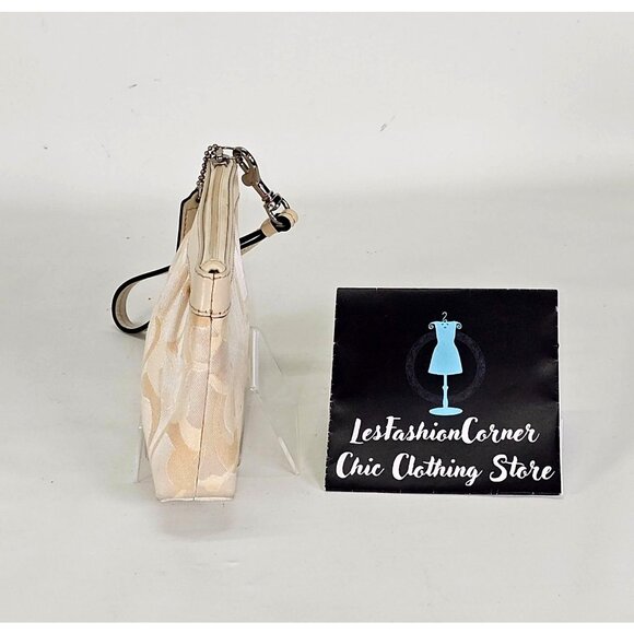 Coach Women's Signature Color Beige Pleated Wristlet 132 - Picture 11 of 13